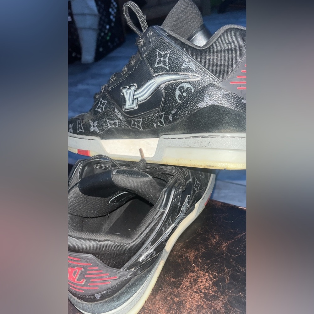 L.V shoes for sale will go for $300 and $250
